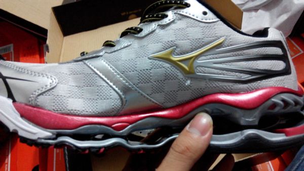 mizuno wave prophecy 2 prata c/ vermelho